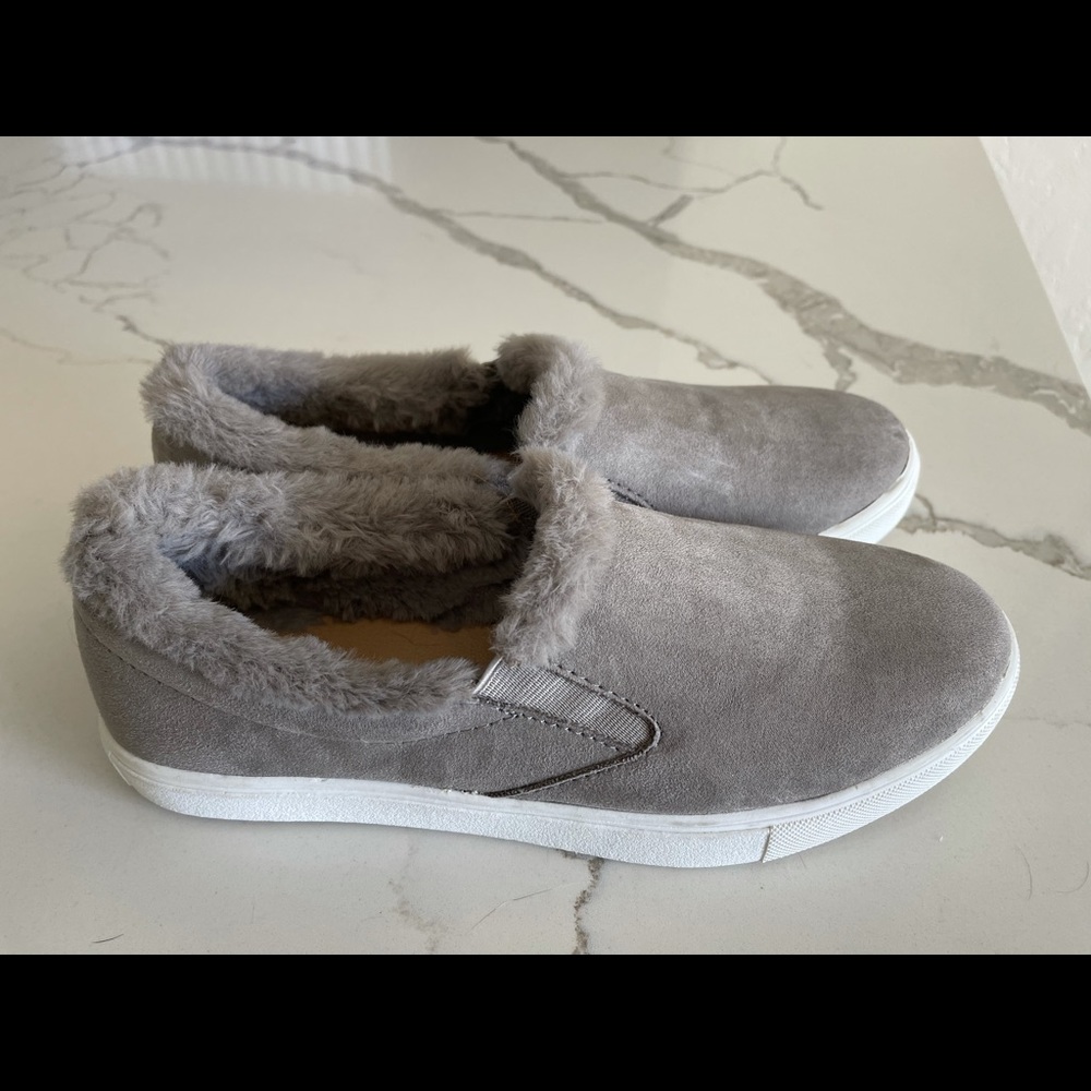 Women’s very nice shoes